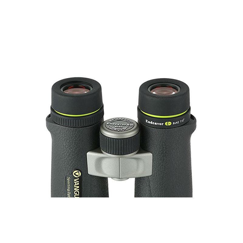Vanguard Endeavor ED II 8x42 Binoculars eye cups