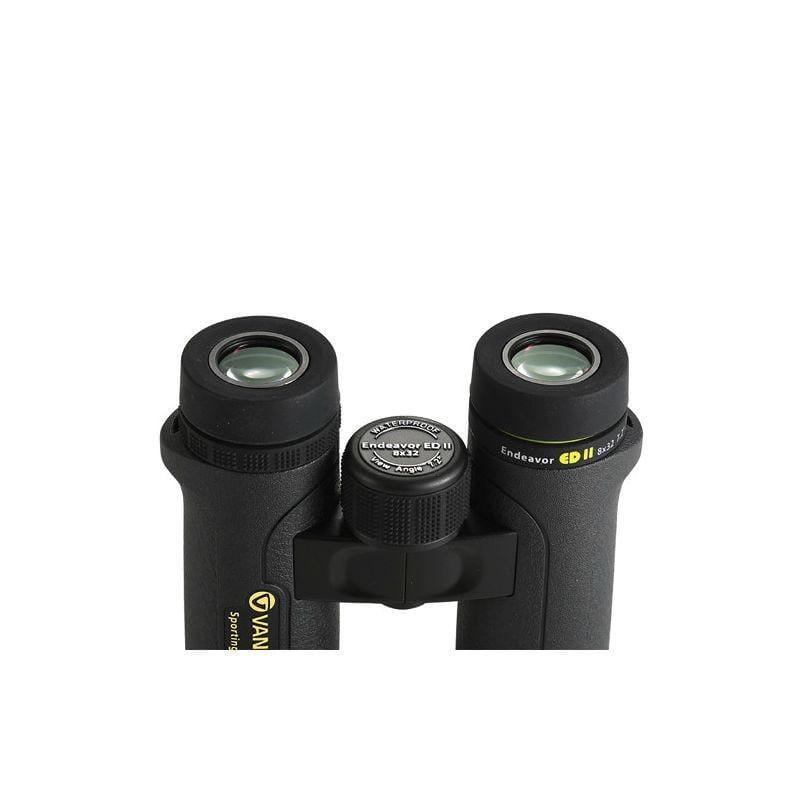 Vanguard Endeavor ED II 8x32 Binoculars eye cups